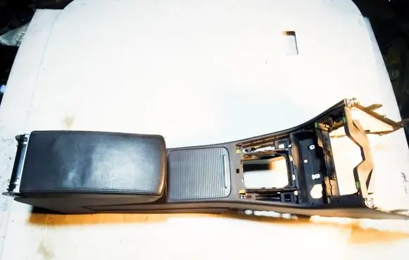 Volkswagen PASSAT B7 Armrest 3AB863241E
