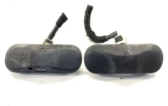 Volkswagen Tiguan Windshield washer spray nozzle 5M0955985C