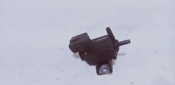 Toyota Auris 150 Turbo solenoid valve 258600R010