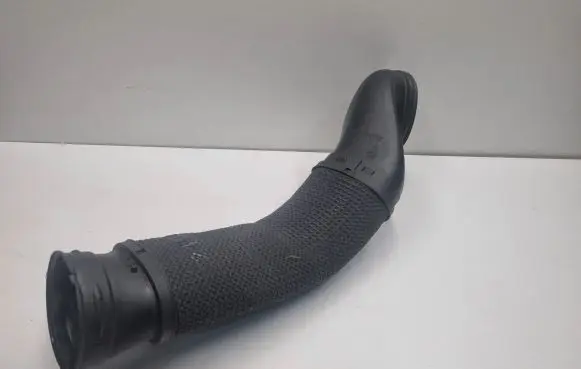 Mercedes-Benz SL R230 Air intake duct part A2720941411 2720941411