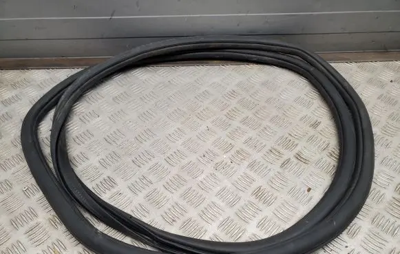 Volkswagen Atlas Rear door rubber seal (on body) 3CM867914