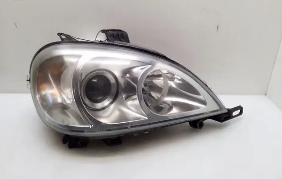 Mercedes-Benz ML W163 Headlight/headlamp 1638200749