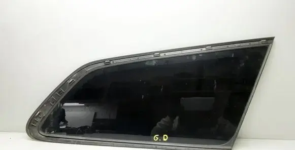 Volvo S90, V90 Rear side window 31385518