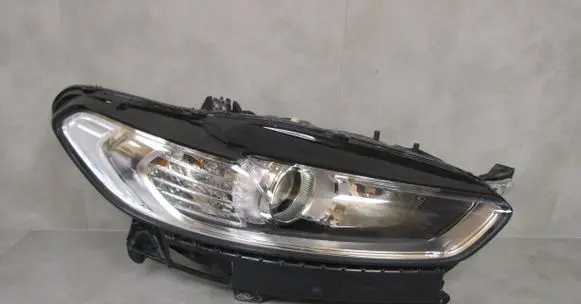 Ford Mondeo MK V Headlight/headlamp DS7313W029AE 89906731 L90002936