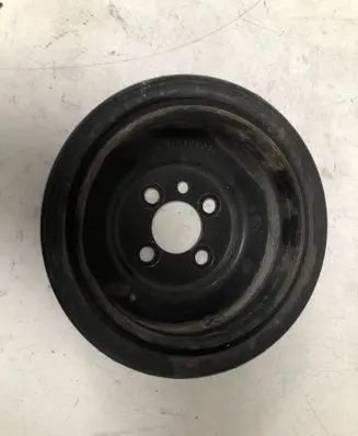 Volkswagen Golf VII Crankshaft pulley 03G105243