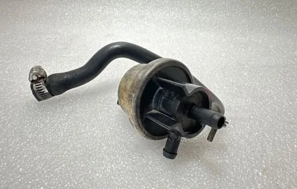 Audi 80 90 S2 B4 Valve vacuum 054906276A