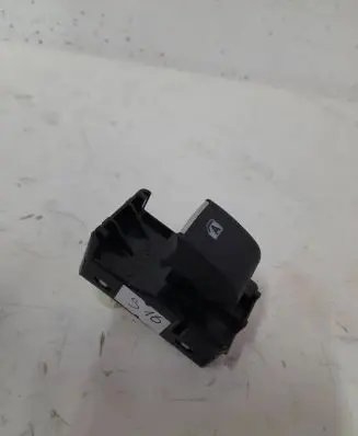 Toyota Highlander XU70 Electric window control switch 193103