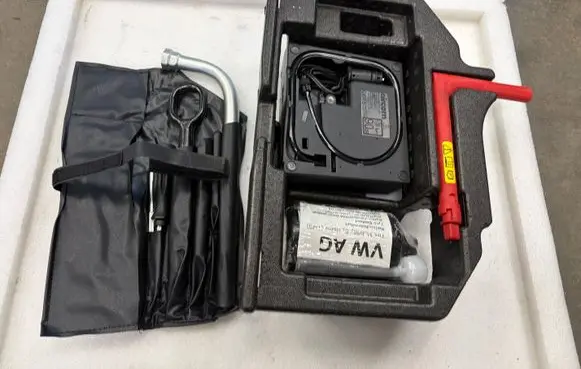 Audi A5 Tool box 8W0012169K