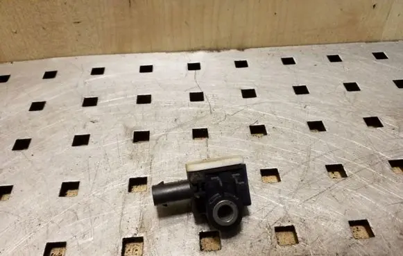 Audi A6 S6 C6 4F Airbag deployment crash/impact sensor 4F0959643C