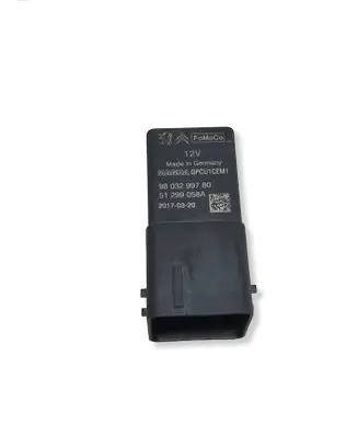 Toyota Proace Glow plug pre-heat relay 9803299780 51299058A