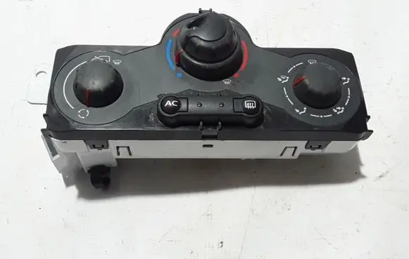Renault Kangoo II Air conditioner control unit module 275109404R