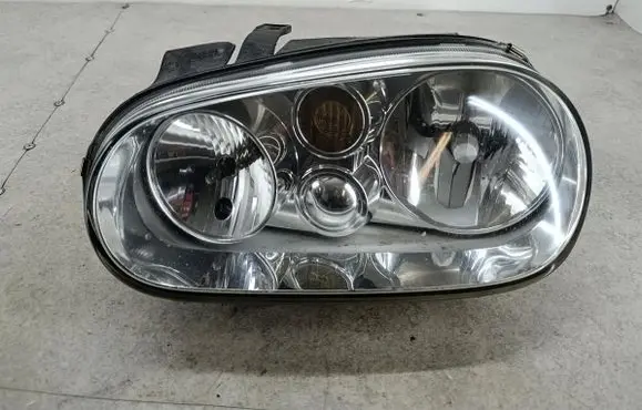 Volkswagen Golf IV Headlight/headlamp 