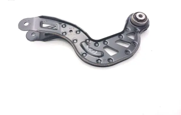 Mercedes-Benz CLA C117 X117 W117 Rear control arm A2463501006