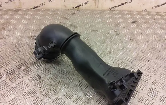 Renault Zoe Air intake duct part 290933462R