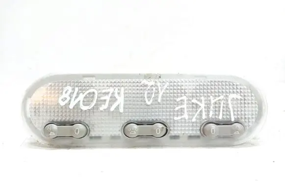 Nissan Juke I F15 Front seat light