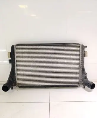 Volkswagen Golf VI Intercooler radiator 1K0145803AJ