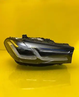 BMW 5 G30 G31 Headlight/headlamp 9850588-05
