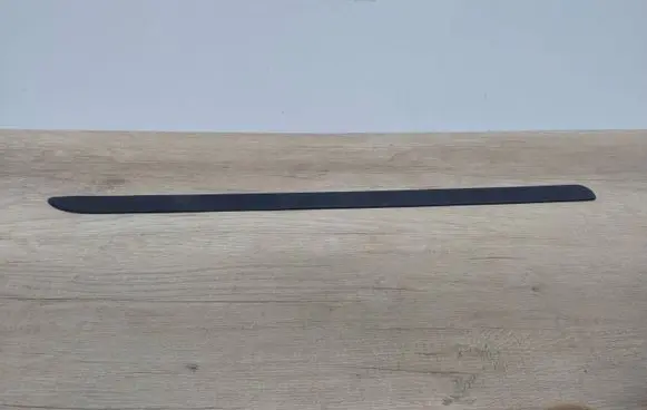 Suzuki Alto Front door trim (molding) 09000108