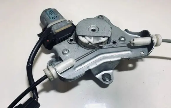 Rear door window regulator motor