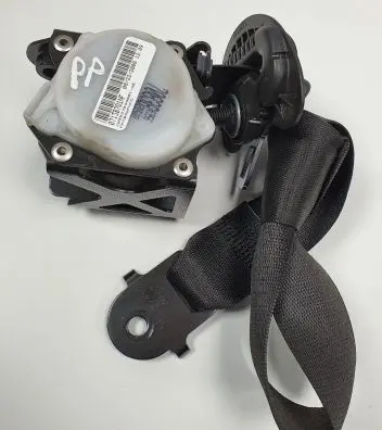 BMW X6 E71 Front seatbelt 7161042