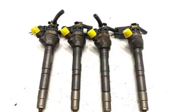 Fuel injectors set