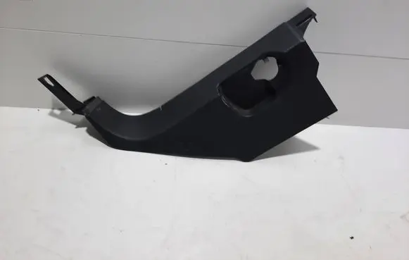 Volkswagen Touareg I Other trunk/boot trim element 7L0863483