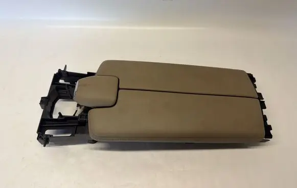 Mercedes-Benz E W212 Armrest A2126800039 A2126808702