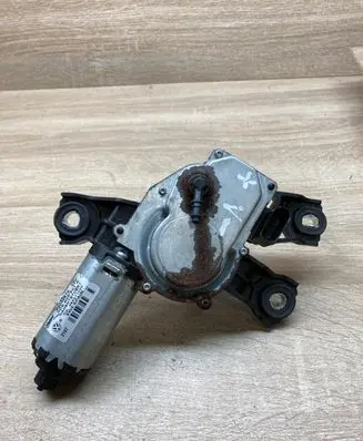 Volkswagen PASSAT B6 Rear window wiper motor 3C9955711A