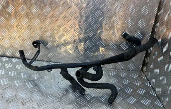 Volkswagen Tiguan Engine coolant pipe/hose 5Q0121070AG 5Q0121064AM 5Q0122096E