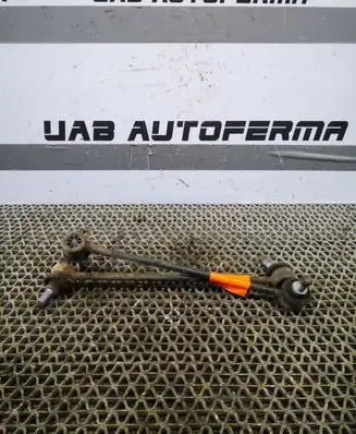 KIA Ceed Front anti-roll bar/stabilizer link 