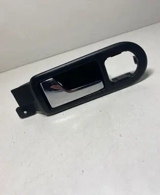 Volkswagen PASSAT B5.5 Front door interior handle 3B1837113