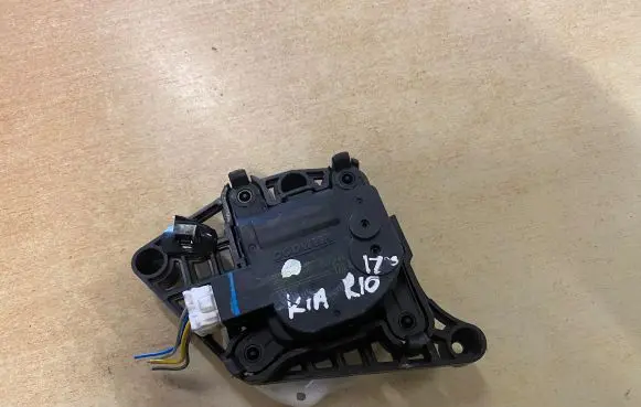 KIA Rio Air flap motor/actuator