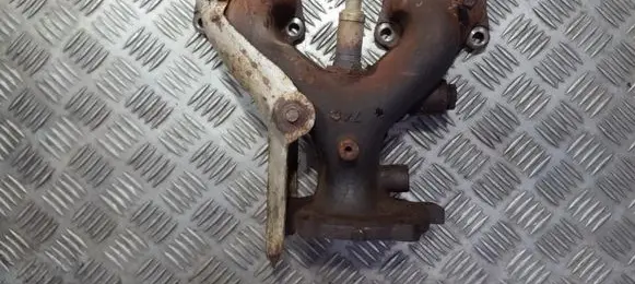 Nissan Almera Exhaust manifold