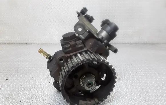Ford Focus C-MAX Fuel injection high pressure pump 9656300380 0445010102