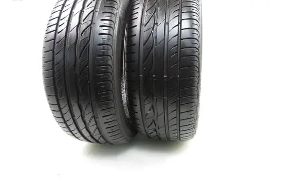 Volkswagen Golf V R16 summer tire 