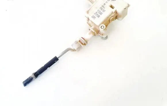 Volkswagen Golf IV Central locking motor 3b0959782 1j0810773b