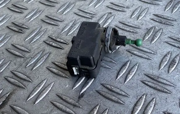 Audi A4 S4 B6 8E 8H Headlight level adjustment motor 1J0941295F