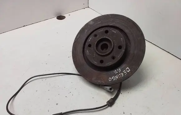 Citroen Berlingo Front wheel hub