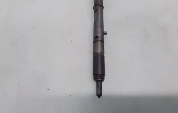 Audi A6 S6 C5 4B Fuel injector 059130201f 0432133795