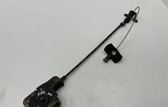 Citroen DS5 Spare wheel mounting bracket 