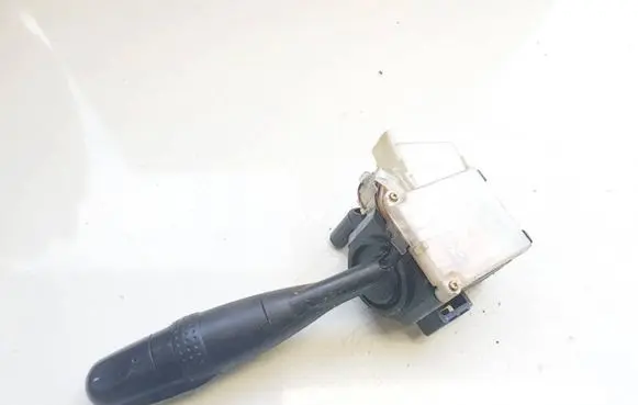Toyota Corolla Verso E121 Indicator stalk 13020 173753