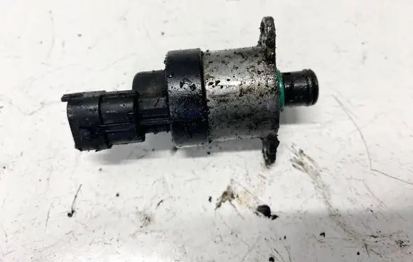 Volvo S40, V40 Fuel pressure sensor 