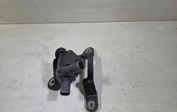 Volkswagen Crafter Water pump 2N0121599H 2N0.121.599.H 2NO121079AS