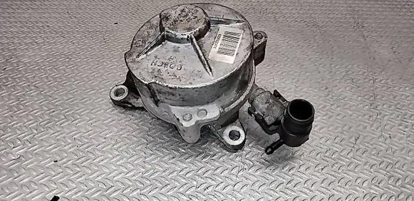 Renault Trafic II (X83) Vacuum pump 8200520476