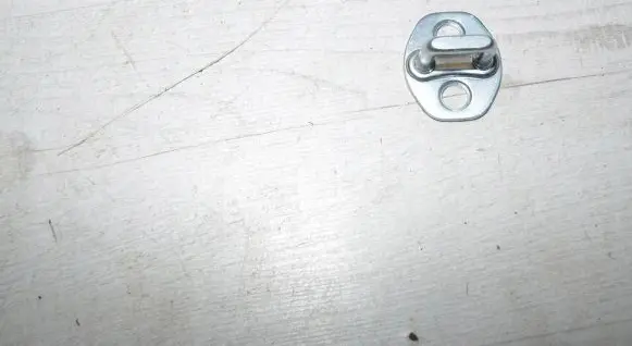 Hyundai i20 (GB IB) Front door lock loop/hook striker 
