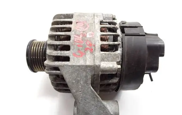 Alfa Romeo Giulietta Generator/alternator 51884886 C75833212 MS1012101640