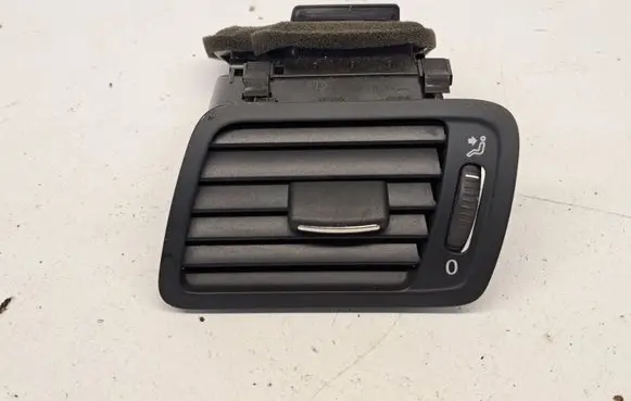 Volkswagen PASSAT B6 Dashboard side air vent grill/cover trim 3C1819701E