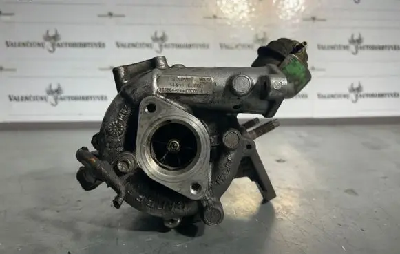 Nissan Primera Turbo 14411AU600 GT1749V EDC011671