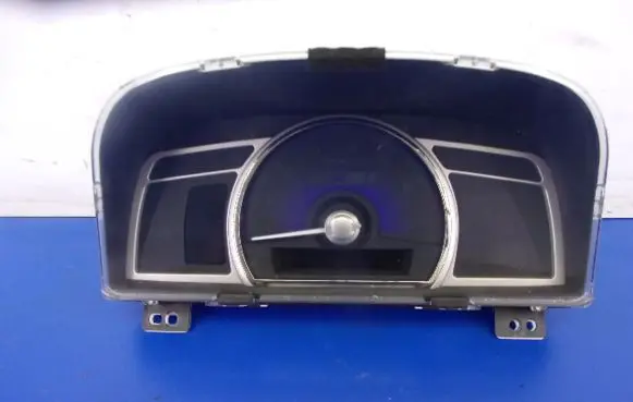 Honda Civic Speedometer (instrument cluster)