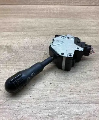 Renault Clio III Indicator stalk 7700822145B 340990
